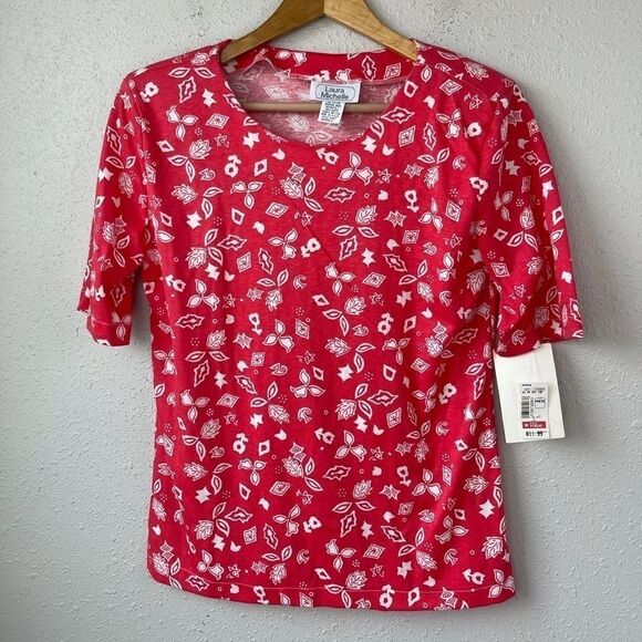 NWT Laura Michelle Women’s Top Size Small - Picture 1 of 5